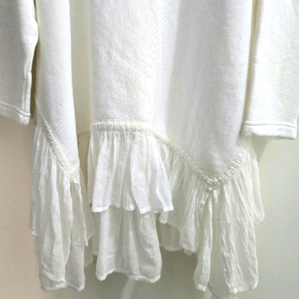 White Free People Poets Pullover Sweatshirt w/ ruffle hem size SP - Picture 5 of 15